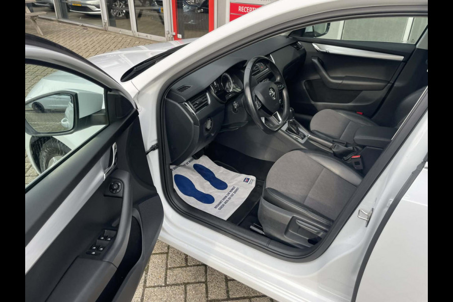 Škoda Octavia Combi 1.4 TSI Greentech Ambition Business AUTOMAAT l CarPlay l trekhaak