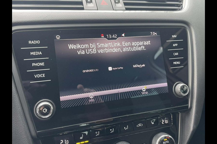 Škoda Octavia Combi 1.4 TSI Greentech Ambition Business AUTOMAAT l CarPlay l trekhaak