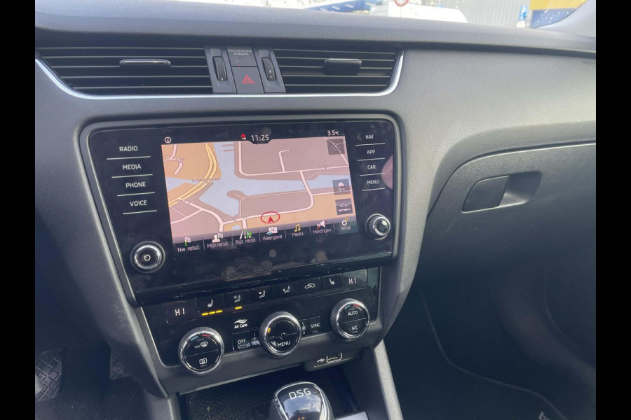 Škoda Octavia Combi 1.4 TSI Greentech Ambition Business AUTOMAAT l CarPlay l trekhaak
