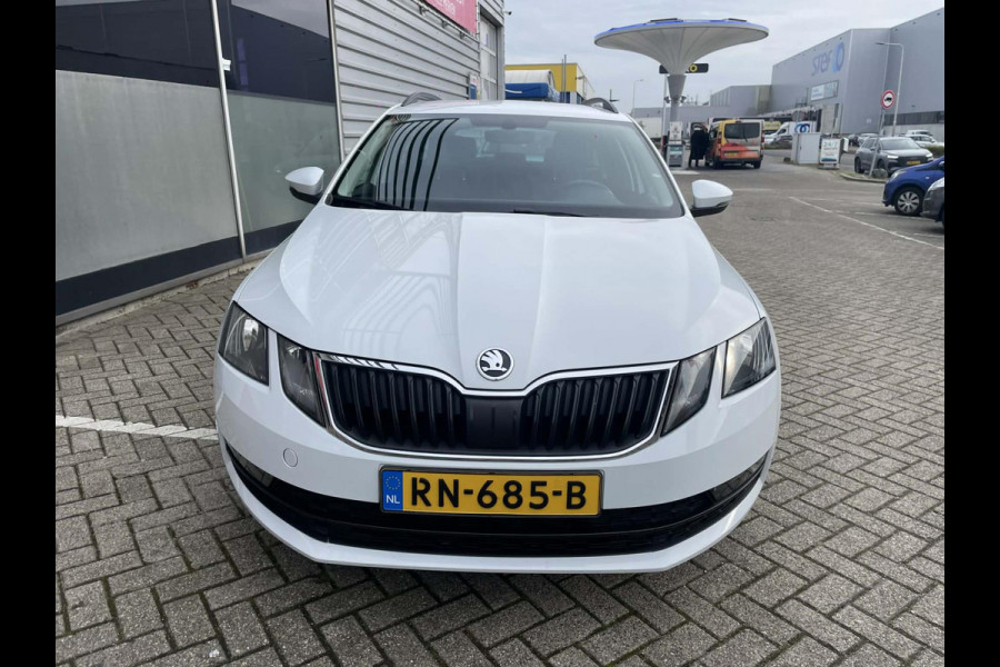 Škoda Octavia Combi 1.4 TSI Greentech Ambition Business AUTOMAAT l CarPlay l trekhaak