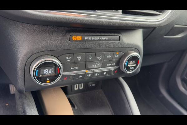 Ford Kuga 2.5 PHEV Titanium X 225pk Wegklapbare trekhaak | Winterpack | Digitale Cockpit | 1.500kg Trekgewicht | 18 inch velgen