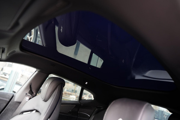 Ferrari Purosangue 6.5 V12 / Colore Purosanque