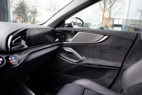 Ferrari Purosangue 6.5 V12 / Colore Purosanque