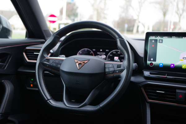 CUPRA Formentor 1.4 e-Hybrid 245 PK VZ Copper Edition, Panoramadak, Trekhaak, Memory, Camera