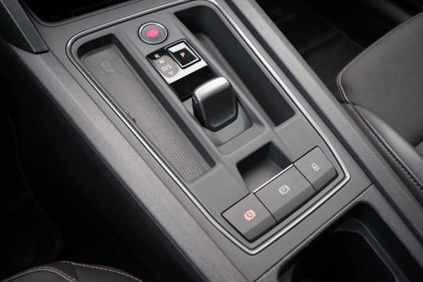 CUPRA Formentor 1.4 e-Hybrid 245 PK VZ Copper Edition, Panoramadak, Trekhaak, Memory, Camera