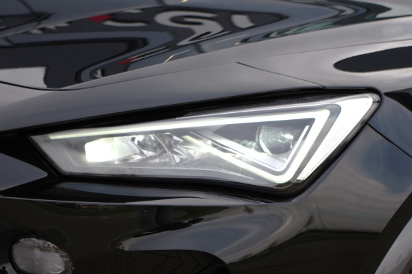 CUPRA Formentor 1.4 e-Hybrid 245 PK VZ Copper Edition, Panoramadak, Trekhaak, Memory, Camera