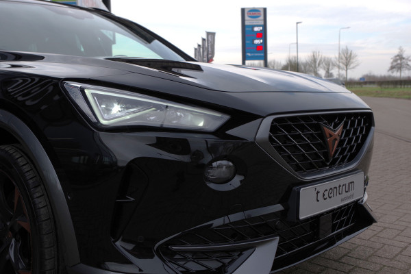 CUPRA Formentor 1.4 e-Hybrid 245 PK VZ Copper Edition, Panoramadak, Trekhaak, Memory, Camera