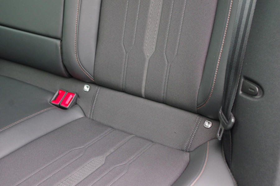 CUPRA Formentor 1.4 e-Hybrid 245 PK VZ Copper Edition, Panoramadak, Trekhaak, Memory, Camera