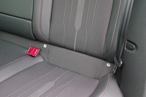 CUPRA Formentor 1.4 e-Hybrid 245 PK VZ Copper Edition, Panoramadak, Trekhaak, Memory, Camera