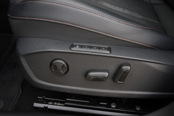 CUPRA Formentor 1.4 e-Hybrid 245 PK VZ Copper Edition, Panoramadak, Trekhaak, Memory, Camera