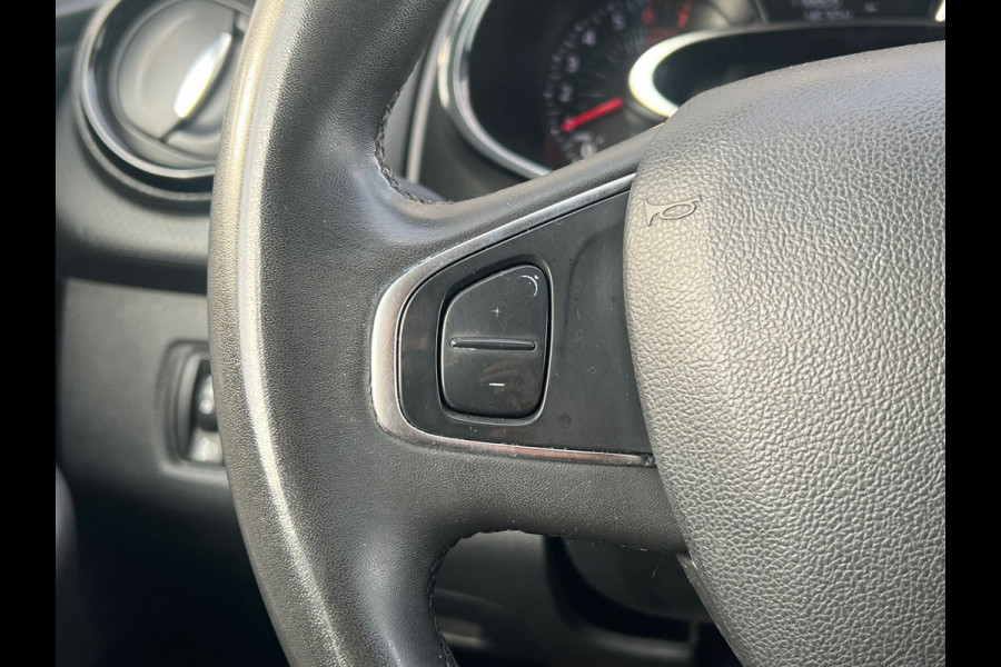 Renault Clio BWJ 11-2018 | 0.9 TCe 90PK Limited | TREKHAAK | NAVI | AIRCO | PDC | LICHTMETAAL | PRIVACY GLASS | CRUISE