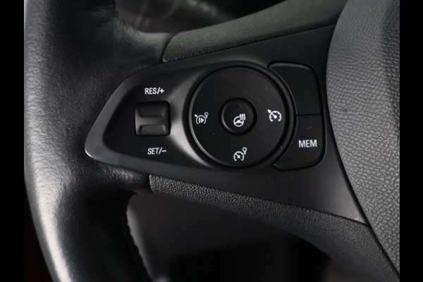 Opel Corsa 1.2 Elegance Two-Tone | Stuur- & Stoelverwarming | Navigatie | Camera | Parkeersensoren |