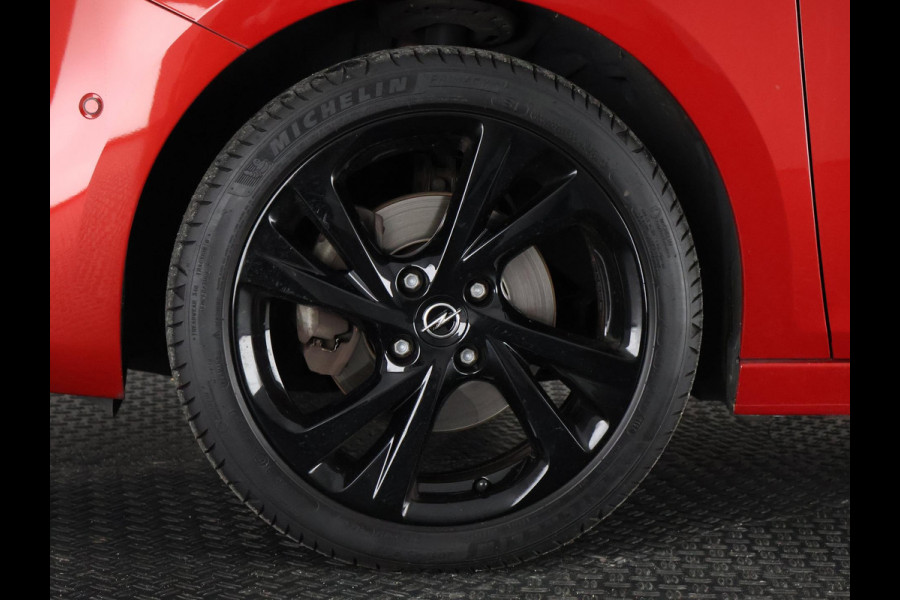 Opel Corsa 1.2 Elegance Two-Tone | Stuur- & Stoelverwarming | Navigatie | Camera | Parkeersensoren |