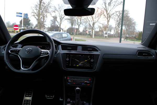 Volkswagen Tiguan 1.4 TSI eHybrid 245 PK R-Line BNS+, Leder, Panoramadak, 360 Camera, IQ-LED