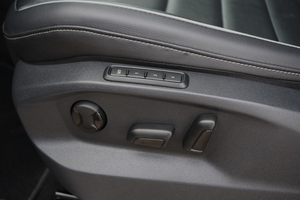 Volkswagen Tiguan 1.4 TSI eHybrid 245 PK R-Line BNS+, Leder, Panoramadak, 360 Camera, IQ-LED