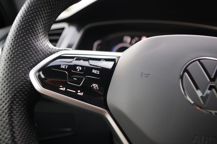 Volkswagen Tiguan 1.4 TSI eHybrid 245 PK R-Line BNS+, Leder, Panoramadak, 360 Camera, IQ-LED