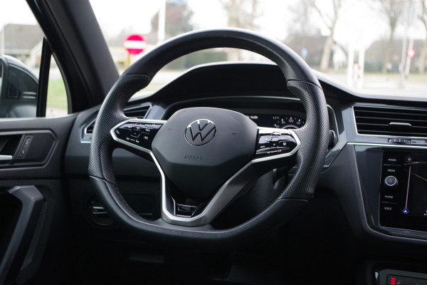 Volkswagen Tiguan 1.4 TSI eHybrid 245 PK R-Line BNS+, Leder, Panoramadak, 360 Camera, IQ-LED
