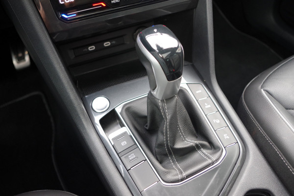 Volkswagen Tiguan 1.4 TSI eHybrid 245 PK R-Line BNS+, Leder, Panoramadak, 360 Camera, IQ-LED