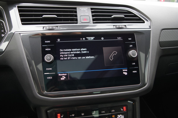 Volkswagen Tiguan 1.4 TSI eHybrid 245 PK R-Line BNS+, Leder, Panoramadak, 360 Camera, IQ-LED