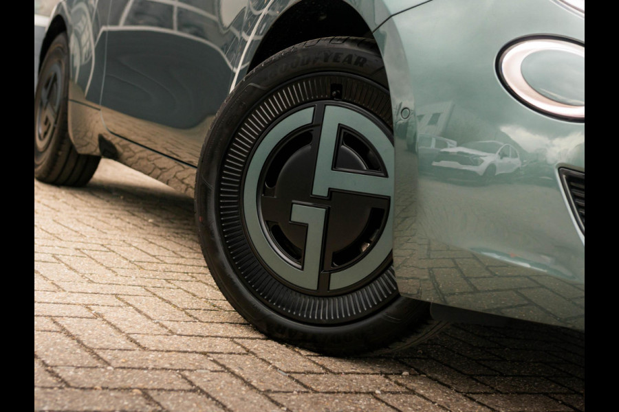 Fiat 500E Giorgio Armani Edition 42 kWh | 18% Bijtelling | Zeer Exclusief | Beperkte Oplage !