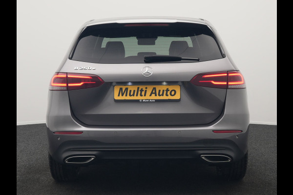 Mercedes-Benz B-Klasse 250 e Progressive Plug In Hybrid 218pk Dealer O.H. PHEV | Camera | Night Pakket | Sfeerverlichting | Widescreen Navi | Sportstoelen Memory & Verwarmd | Apple Carplay | Blis | Cruise Control | Navigatie | DAB |