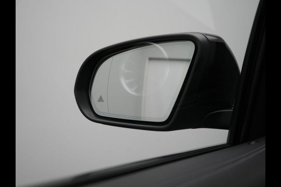 Mercedes-Benz B-Klasse 250 e Progressive Plug In Hybrid 218pk Dealer O.H. PHEV | Camera | Night Pakket | Sfeerverlichting | Widescreen Navi | Sportstoelen Memory & Verwarmd | Apple Carplay | Blis | Cruise Control | Navigatie | DAB |