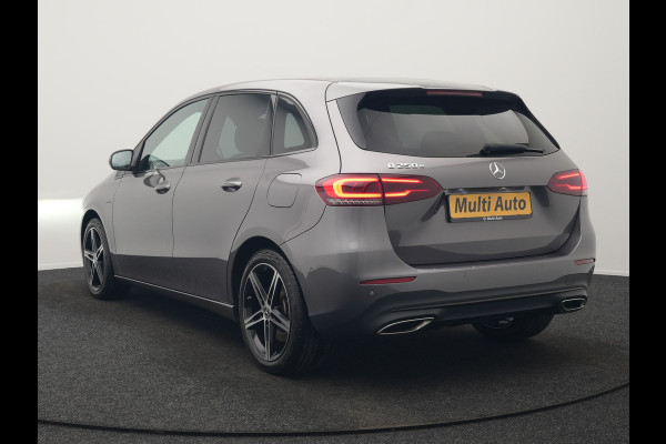 Mercedes-Benz B-Klasse 250 e Progressive Plug In Hybrid 218pk Dealer O.H. PHEV | Camera | Night Pakket | Sfeerverlichting | Widescreen Navi | Sportstoelen Memory & Verwarmd | Apple Carplay | Blis | Cruise Control | Navigatie | DAB |