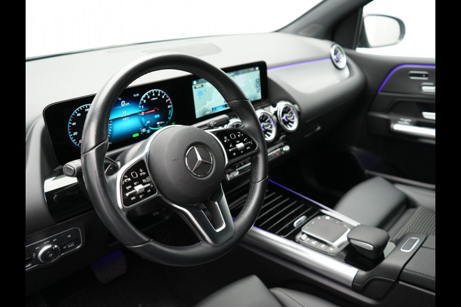 Mercedes-Benz B-Klasse 250 e Progressive Plug In Hybrid 218pk Dealer O.H. PHEV | Camera | Night Pakket | Sfeerverlichting | Widescreen Navi | Sportstoelen Memory & Verwarmd | Apple Carplay | Blis | Cruise Control | Navigatie | DAB |