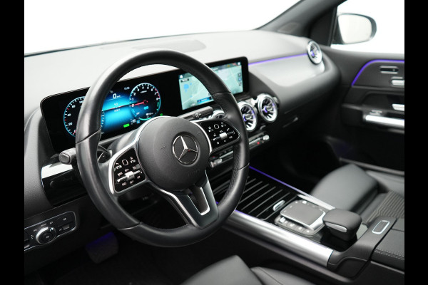 Mercedes-Benz B-Klasse 250 e Progressive Plug In Hybrid 218pk Dealer O.H. PHEV | Camera | Night Pakket | Sfeerverlichting | Widescreen Navi | Sportstoelen Memory & Verwarmd | Apple Carplay | Blis | Cruise Control | Navigatie | DAB |