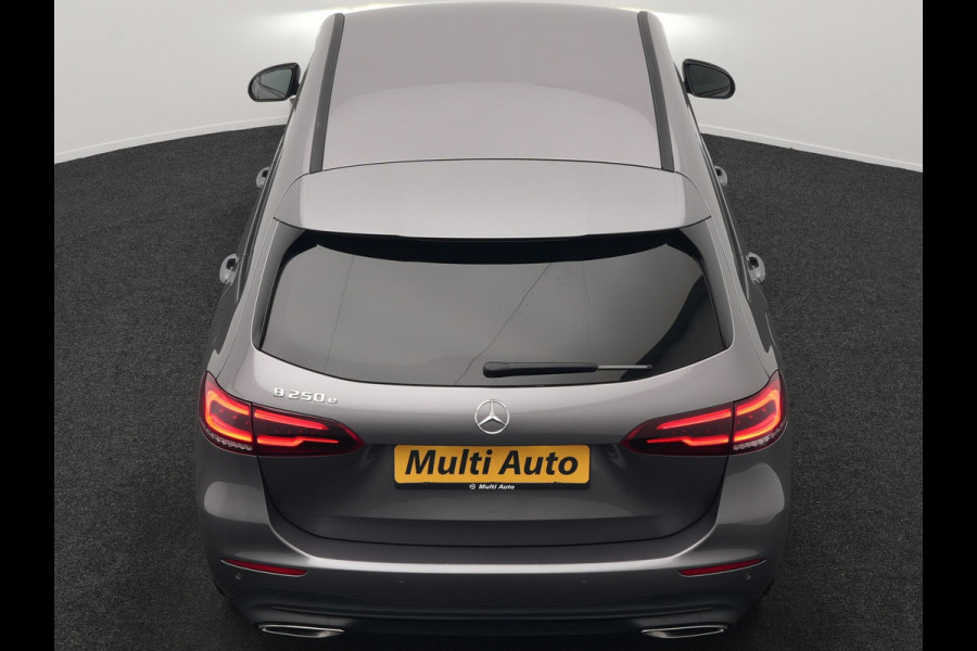 Mercedes-Benz B-Klasse 250 e Progressive Plug In Hybrid 218pk Dealer O.H. PHEV | Camera | Night Pakket | Sfeerverlichting | Widescreen Navi | Sportstoelen Memory & Verwarmd | Apple Carplay | Blis | Cruise Control | Navigatie | DAB |