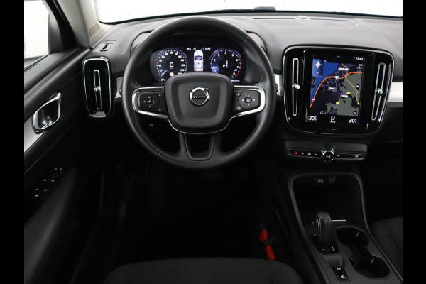 Volvo XC40 1.5 T2 Business Pro | Trekhaak | Camera | Carplay | Adaptive cruise | Keyless | Full LED | Navigatie | Parkeerhulp | Digital Cockpit | Climate control | Bluetooth