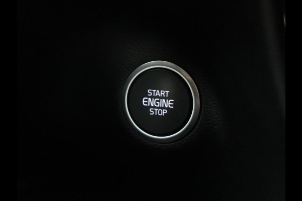 Volvo XC40 1.5 T2 Business Pro | Trekhaak | Camera | Carplay | Adaptive cruise | Keyless | Full LED | Navigatie | Parkeerhulp | Digital Cockpit | Climate control | Bluetooth