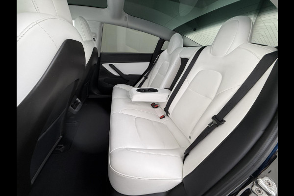 Tesla Model 3 Performance AWD 75 kWh VAN €24.900,- NU VOOR SLECHTS €21.440,- Uw LENTEVOORDEEL €3.460,- |SOH 86% | 20 inch velgen (als nieuw) | Zeer nette staat | Rijklaar geleverd incl. 12 mnd Bovag-garantie | Tesla fabrieksgarantie op de hoogvolt accu t/m 13-12-2027 of 192.000 km