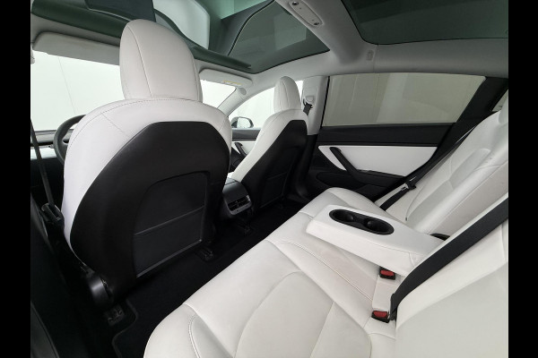 Tesla Model 3 Performance AWD 75 kWh VAN €24.900,- NU VOOR SLECHTS €21.440,- Uw LENTEVOORDEEL €3.460,- |SOH 86% | 20 inch velgen (als nieuw) | Zeer nette staat | Rijklaar geleverd incl. 12 mnd Bovag-garantie | Tesla fabrieksgarantie op de hoogvolt accu t/m 13-12-2027 of 192.000 km