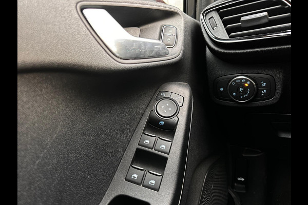Ford Fiesta 1.0 Mild Hybrid 125pk Titanium | Climate | Navi | LM velgen | Cruise | AppleCarplay / Android Auto |
