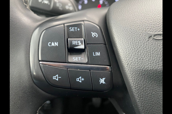 Ford Fiesta BWJ 2023 | 1.0T Hybrid 126PK Titanium | CLIMA | CARPLAY | CRUISE | NAVI | PRIVACY GLASS |