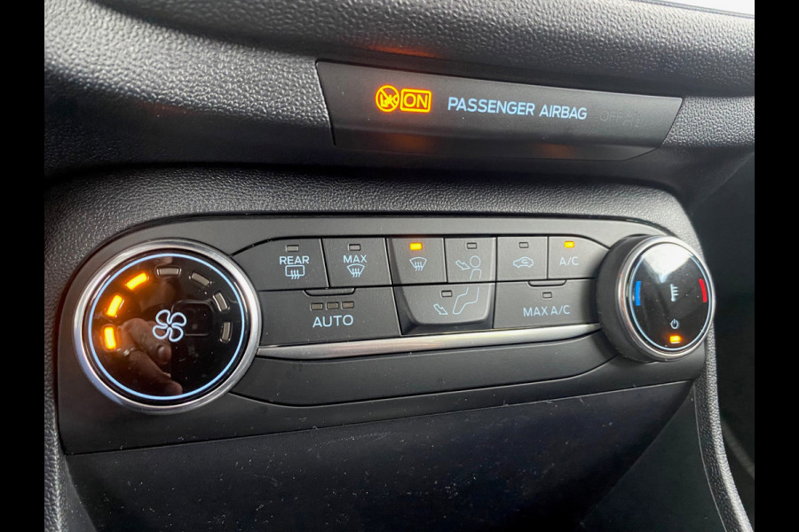 Ford Fiesta BWJ 2023 | 1.0T Hybrid 126PK Titanium | CLIMA | CARPLAY | CRUISE | NAVI | PRIVACY GLASS |