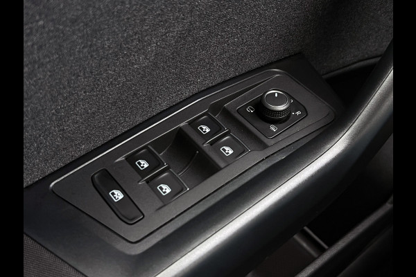 Volkswagen T-Roc 1.5 TSI Move | Carplay | LED | Virtual Cockpit | DAB