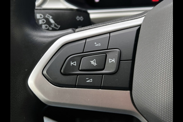 Volkswagen T-Roc 1.5 TSI Move | Carplay | LED | Virtual Cockpit | DAB