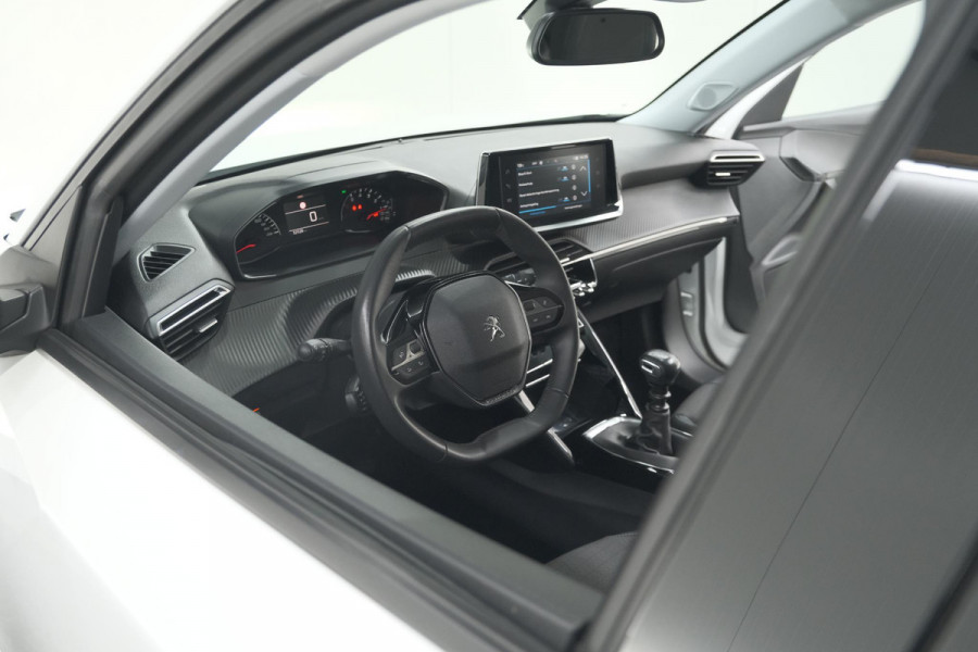 Peugeot 2008 PureTech 100 Allure Pack | Allseason Banden | Parkeersensoren | Apple Carplay