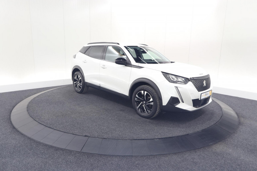 Peugeot 2008 PureTech 100 Allure Pack | Allseason Banden | Parkeersensoren | Apple Carplay