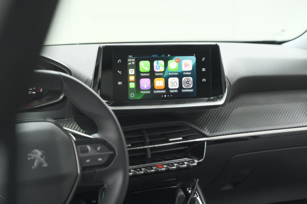 Peugeot 2008 PureTech 100 Allure Pack | Allseason Banden | Parkeersensoren | Apple Carplay