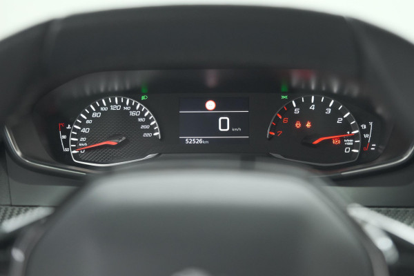 Peugeot 2008 PureTech 100 Allure Pack | Allseason Banden | Parkeersensoren | Apple Carplay