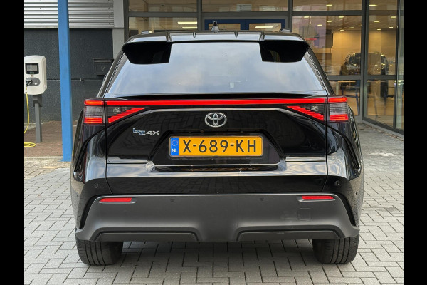 Toyota Bz4x Premium 71 kWh | 97% SOH! | Leder | Stoel- Verwarming & Ventilatie | Panoramadak | 360 Camera | Adaptive Cruise |