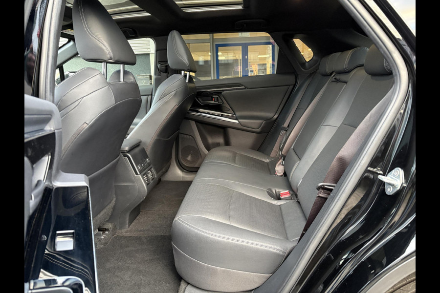 Toyota Bz4x Premium 71 kWh | 97% SOH! | Leder | Stoel- Verwarming & Ventilatie | Panoramadak | 360 Camera | Adaptive Cruise |