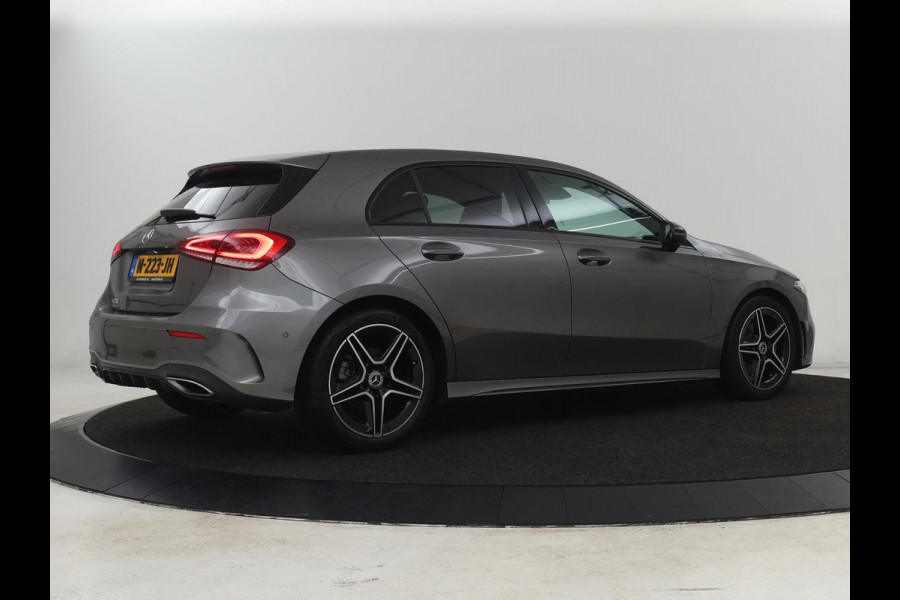 Mercedes-Benz A-Klasse 180 AMG | Stoelverwarming | Leder/Alcantara | Sfeerverlichting | Widescreen | Full LED | Park Assist | Navigatie | Sportstoelen | Climate control | Cruise control