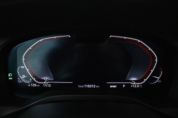 BMW iX3 High Executive 80 kWh (PANORAMADAK, SoH 97.7, SFEERVERLICHTING, STOELVERWARMING, ACHTERUITRIJCAMERA, NAVIGATIE)