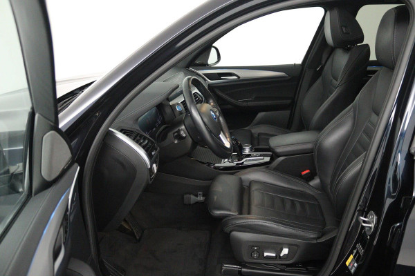 BMW iX3 High Executive 80 kWh (PANORAMADAK, SoH 97.7, SFEERVERLICHTING, STOELVERWARMING, ACHTERUITRIJCAMERA, NAVIGATIE)