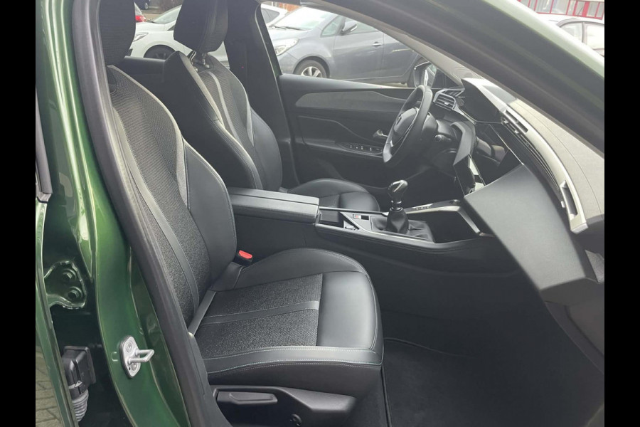 Peugeot 308 130 PK Allure Pack Business / 360 camera / comfort stoelen