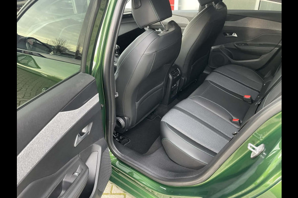Peugeot 308 130 PK Allure Pack Business / 360 camera / comfort stoelen